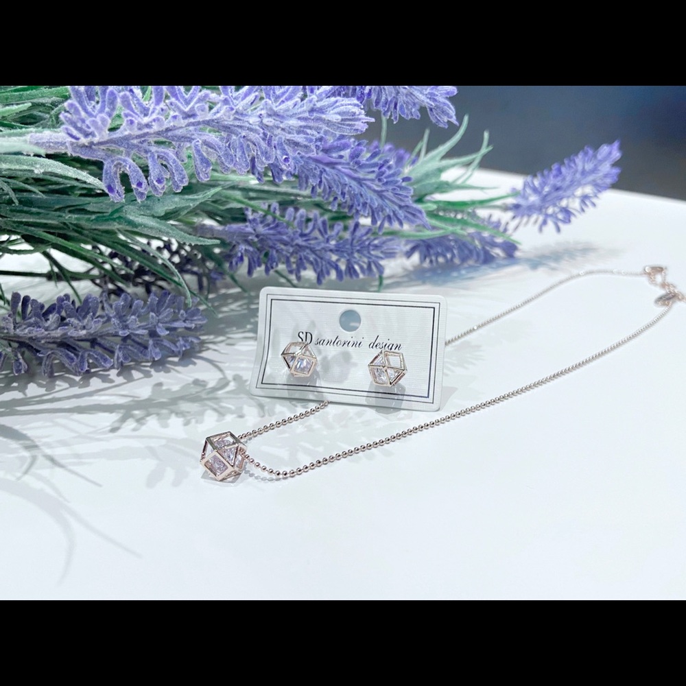 Geometric Earrings & Necklace set, SILVER